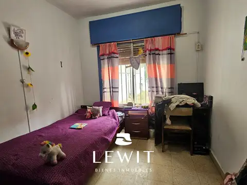 Venta de casa para vivienda o terreno apto apto desarrollo | Bº María Auxiliadora