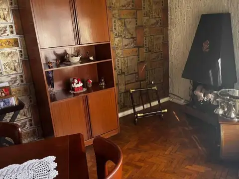 Depto Tipo Casa en Venta de 4 ambientes