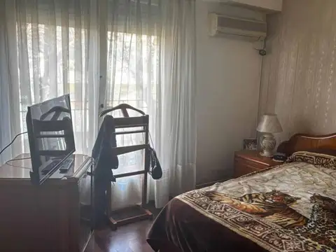 Depto Tipo Casa 4 ambientes con 2 baños