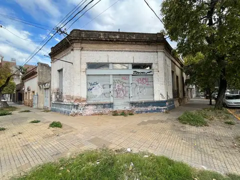 Local en Venta 76 años
