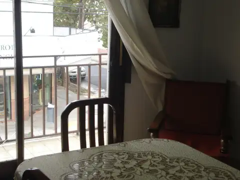 Depto Tipo Casa en Venta 40 años