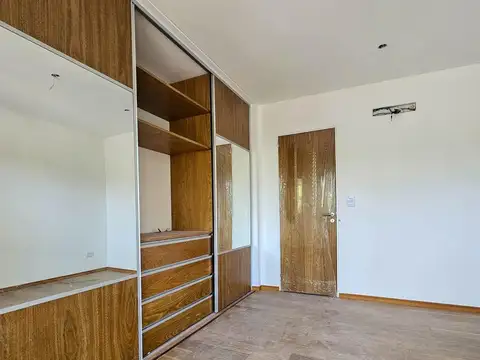 Venta departamento 3 dormitorios con balcón y amenities  barrio Jorge Cura Rosario