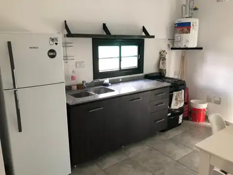 Casa 3 ambientes con 2 baños