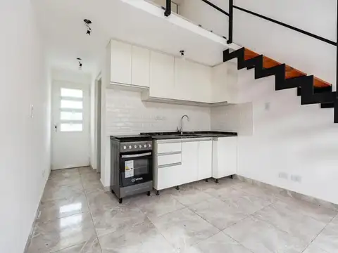 Depto Tipo Casa en Venta de 1 dormitorio