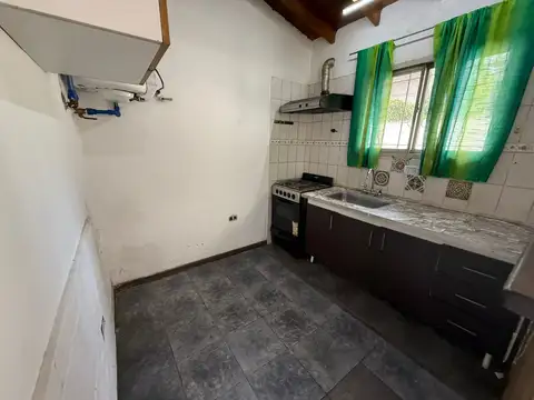 Depto Tipo Casa 2 ambientes con 1 baño
