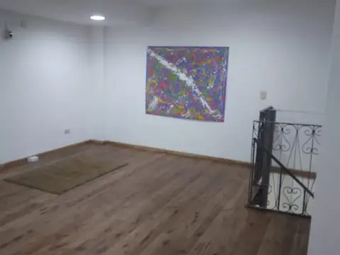 25 De Mayo 800, Piso 1