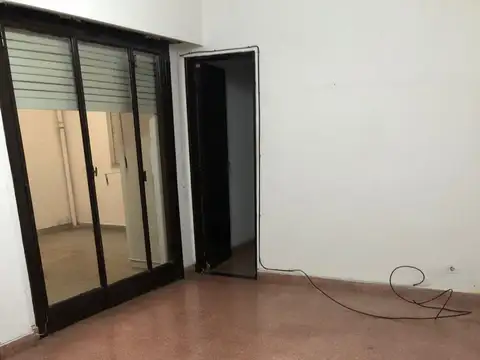 Departamento en Alquiler en Monte Castro, $ 950.000
