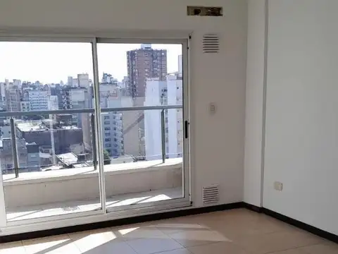 Buenos Aires 1079 , Piso 12