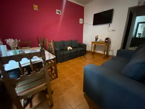 CASA A RECICLAR EN PLENO MARTINEZ