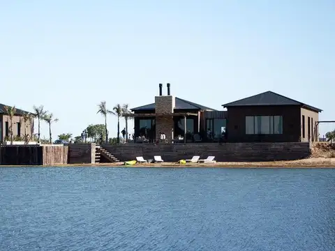 Terreno en Venta 21  mts Fondo