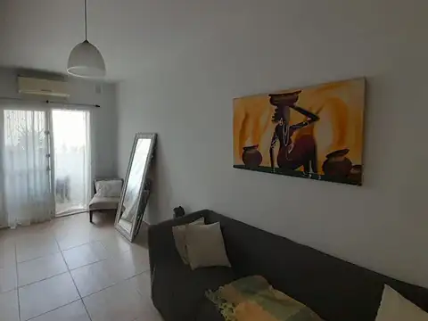 Departamento en Venta en Adrogue, USD 98.000