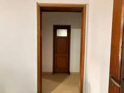 VENTA PH 4 AMB 2DO PISO POR ESCALERA RAMOS MEJIA