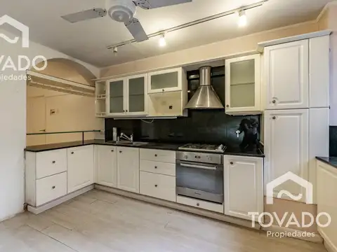 Departamento 5 ambientes con 2 baños