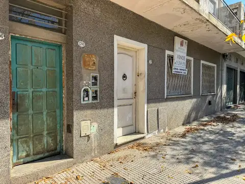 PH 3 ambientes A REFACCIONAR en Floresta