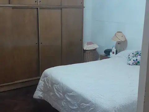 Depto Tipo Casa 2 ambientes con 1 baño