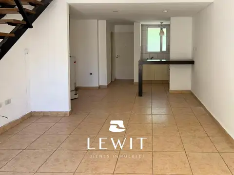 Depto Tipo Casa en Venta en Centenario, USD 100.000