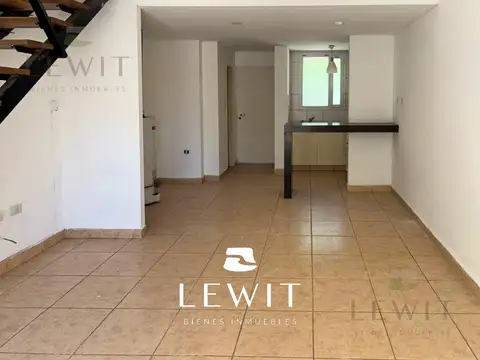 Depto Tipo Casa en Venta en Centenario, USD 100.000