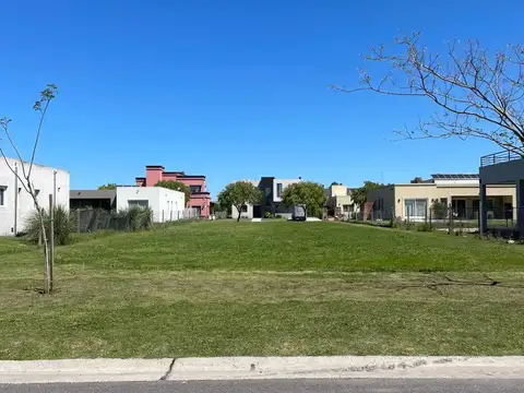 Lote en Venta - Barrio Santa Emilia, Pilar del Est