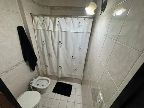 VENTA PH 7 AMBIENTES EN BLOCK SAAVEDRA