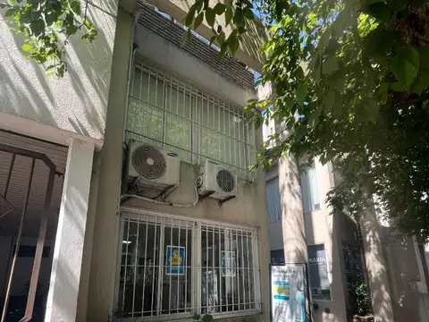 Local dos plantas 2 e ( 50 y 51) impecable alquilado.ideal !