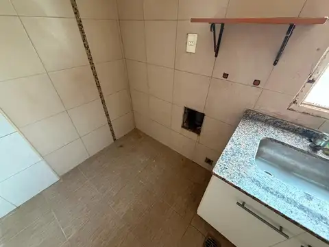 Departamento en Venta en Parque Centenario, USD 64.000