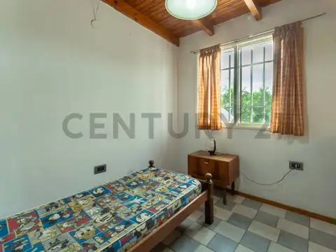 Venta de Casa 3 DORMITORIOS en Barrio Parque