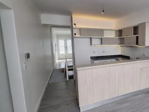 Depto Tipo Casa en Venta de 3 ambientes