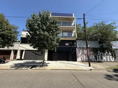 Oficinas en alquiler a estrenar con balcon al contrafrente apto uso comercial