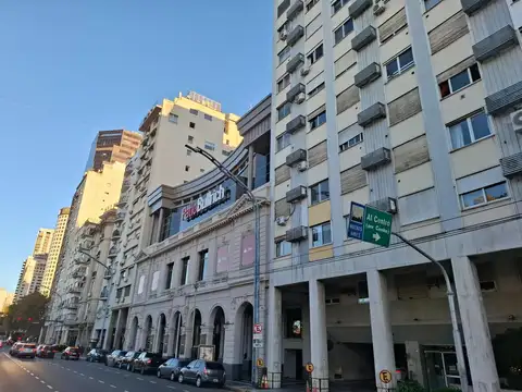 Av Libertador 700, Piso 9