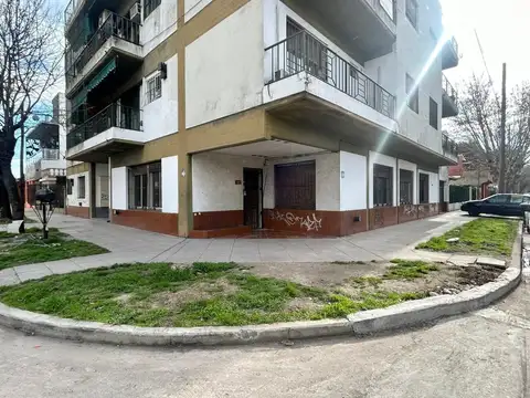 VENTA DEPTO 6AMB. PB 230m2-GARAJE-PATIO SAN MIGUEL