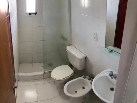 Av. Belgrano 1140 , Piso 3