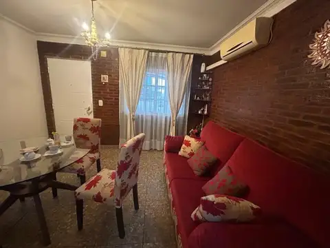 Depto Tipo Casa en Venta de 3 ambientes