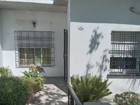 Casa en Venta en Haedo, USD 75.000