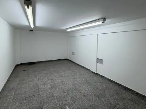 Local en Alquiler 40 años