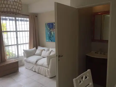 Depto Tipo Casa en Alquiler Temporal en Villa Ballester, USD 680