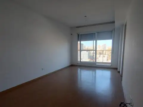Departamento 2 dormitorios. Balcon. Echesortu