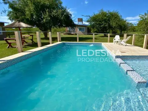 COMPLEJO DE CABAÑAS SOBRE LOTE 11613M22