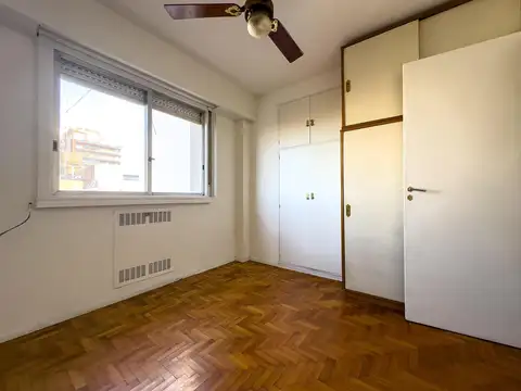 Departamento en Venta en Parque Chacabuco, USD 154.000