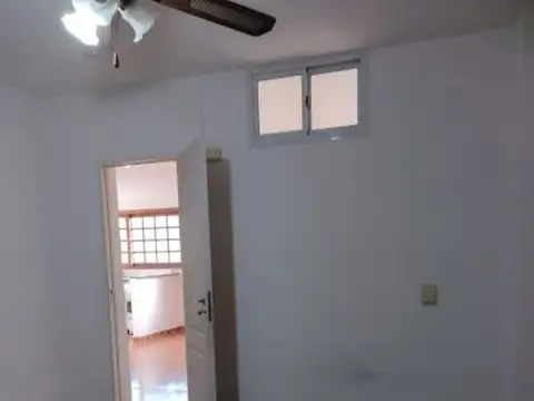 Se alquila un departamento de 3 ambientes, luminoso PARA UNICAMENTE EXCLUSIVO PERSONAL DE FUERZ...