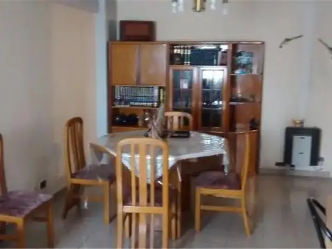 Gran departamento de 4 ambientes APTO CREDITO.