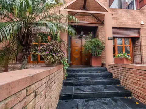 Angel Monasterio 700