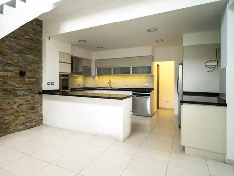 Depto Tipo Casa en Venta de 3 dormitorios