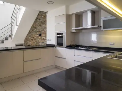 Depto Tipo Casa en Venta 30 años