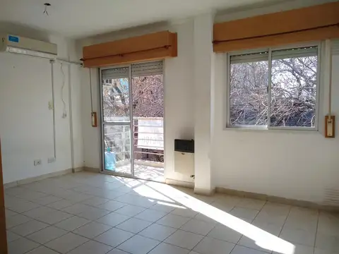 Tucuman 2515 , Piso 2