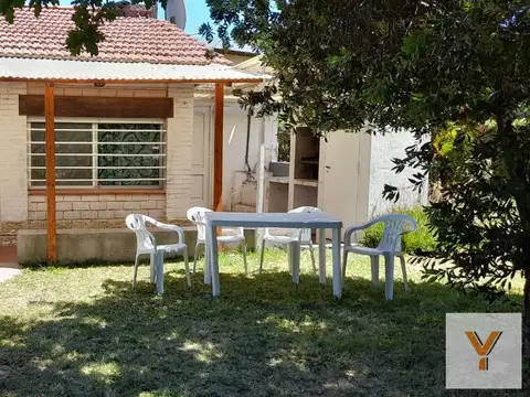 Casa en venta - 2 Dormitorios 1 Baño 1 Cochera - 450Mts2 - Mar del Plata