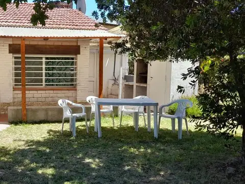 Casa en venta - 2 Dormitorios 1 Baño 1 Cochera - 450Mts2 - Mar del Plata
