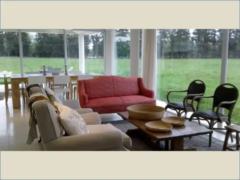 Tenemos otras 30 opciones entre casas y chacras