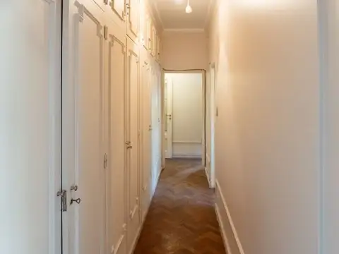 Departamento 7 ambientes con 2 baños