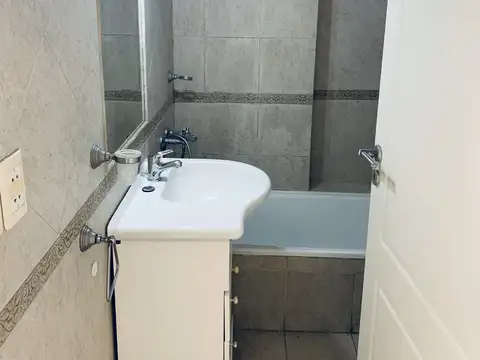 Departamento en Alquiler en Boedo, $ 600.000