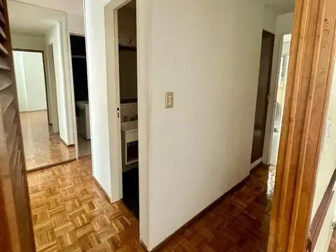 Depto de 4 ambientes al frente